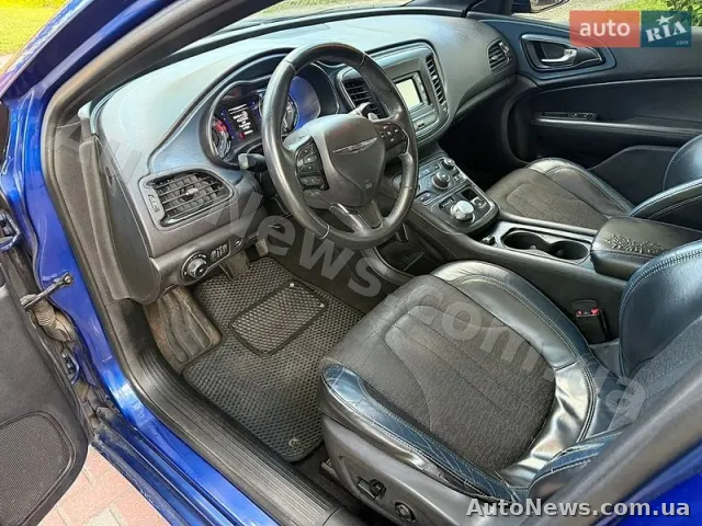 2014 Chrysler 200 — zdjęcie 35 (autoria)
