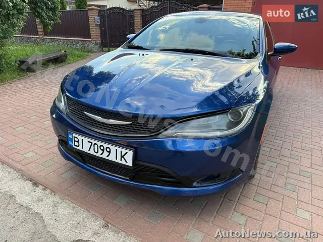 2014 Chrysler 200 — zdjęcie 4 (autoria)