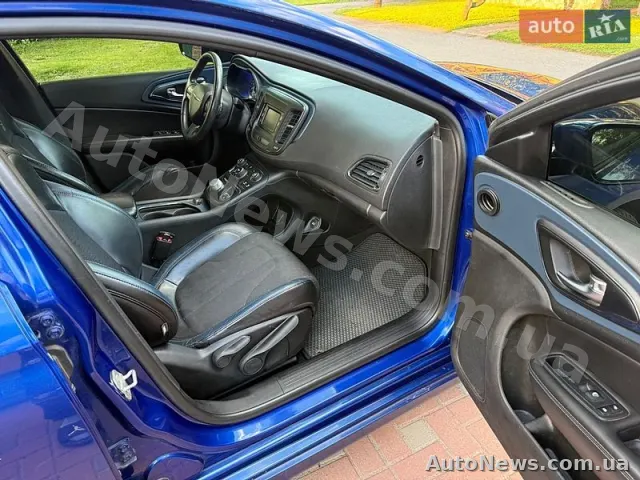 2014 Chrysler 200 — zdjęcie 42 (autoria)