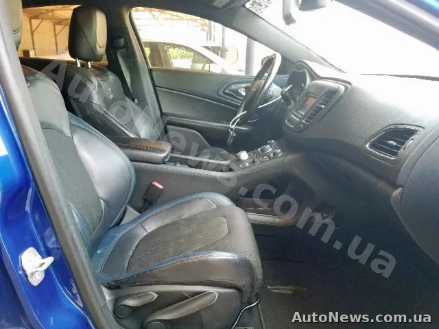 2015 Chrysler 200 — zdjęcie 5 (copart)