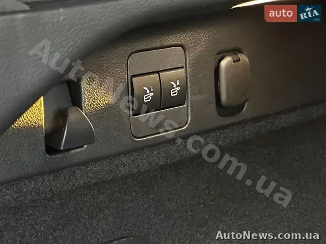 2025 Lexus RX 350H BA, VIN 2T2BBMCA6SC102597 — photo 39 (autoria)
