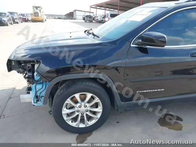 2019 Jeep Cherokee — zdjęcie 18 (iaai)
