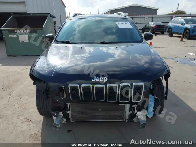 2019 Jeep Cherokee — zdjęcie 6 (iaai)