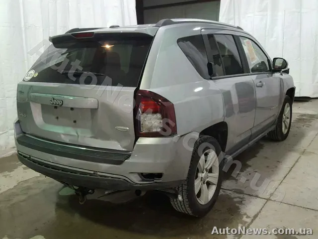 2015 Jeep Compass — фото 4 (copart)