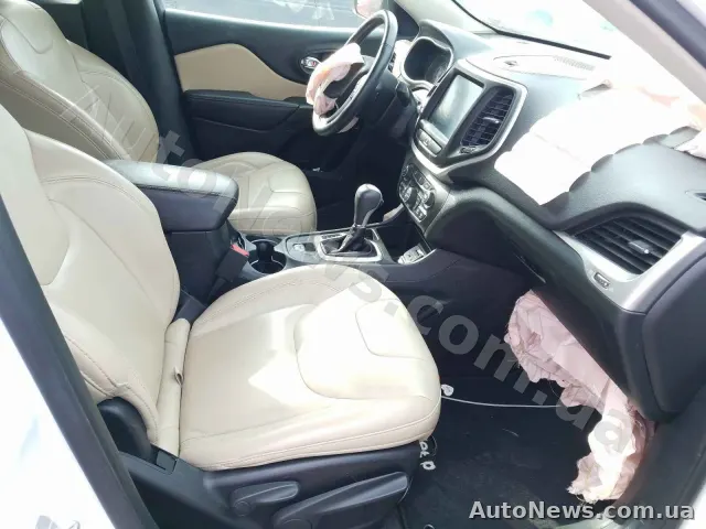 2016 Jeep Cherokee, VIN 1C4PJLDB9GW256900, госномер АЕ7978МН — фото 5 (copart)