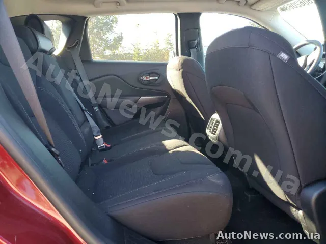 2019 Jeep Grand Cher — photo 10 (copart)