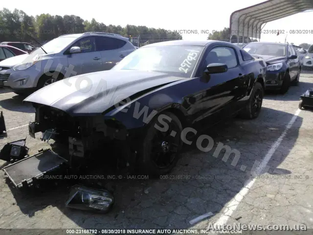 2014 Ford Mustang, VIN 1ZVBP8AM6E5297951, госномер ВЕ4098НЕ — фото 2 (iaai)
