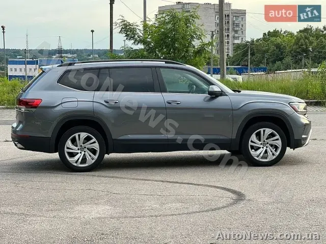 2021 Volkswagen Atlas, VIN 1V2WP2CA6MC561621 — zdjęcie 16 (autoria)