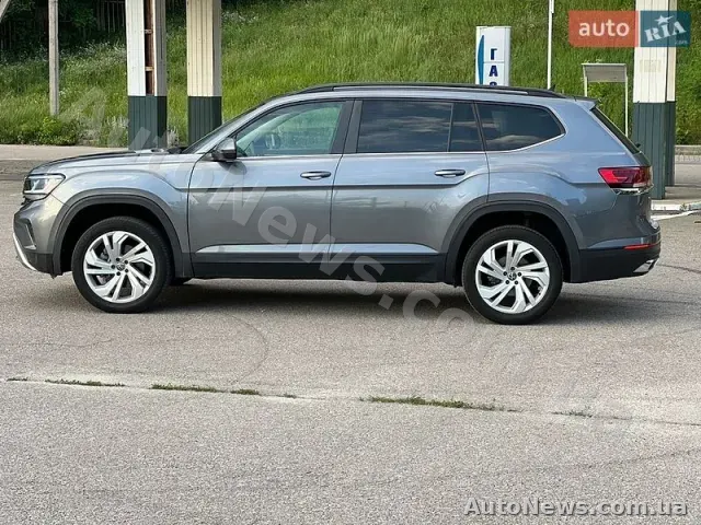 2021 Volkswagen Atlas, VIN 1V2WP2CA6MC561621 — zdjęcie 7 (autoria)