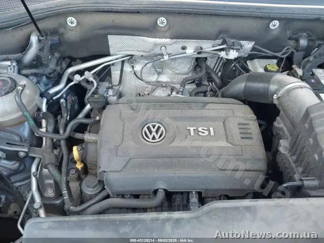 2021 Volkswagen Atlas, VIN 1V2WP2CA6MC561621 — zdjęcie 10 (iaai)