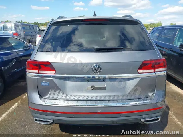 2021 Volkswagen Atlas, VIN 1V2WP2CA6MC561621 — zdjęcie 48 (iaai)