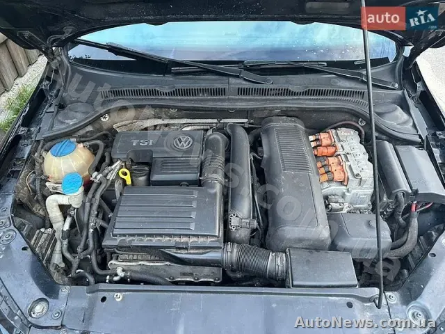 2013 Volkswagen Jetta, VIN 3VW637AJ4EM217375, nr rej. КА5466КС — zdjęcie 12 (autoria)