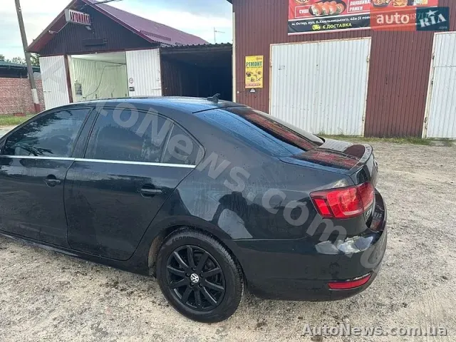 2013 Volkswagen Jetta, VIN 3VW637AJ4EM217375, nr rej. КА5466КС — zdjęcie 5 (autoria)