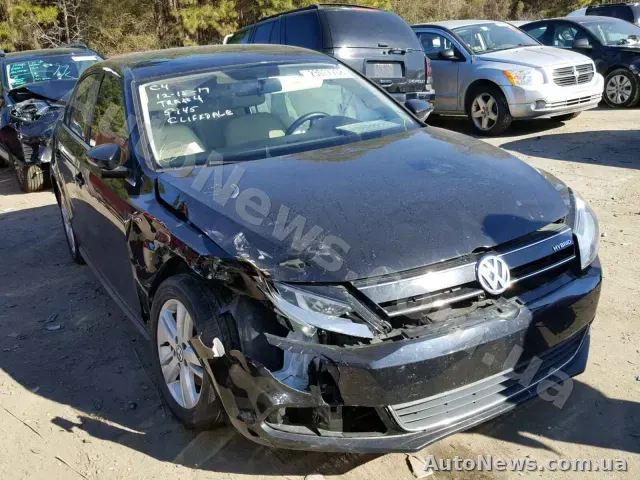 2013 Volkswagen Jetta, VIN 3VW637AJ4EM217375, nr rej. КА5466КС — zdjęcie 1 (copart)