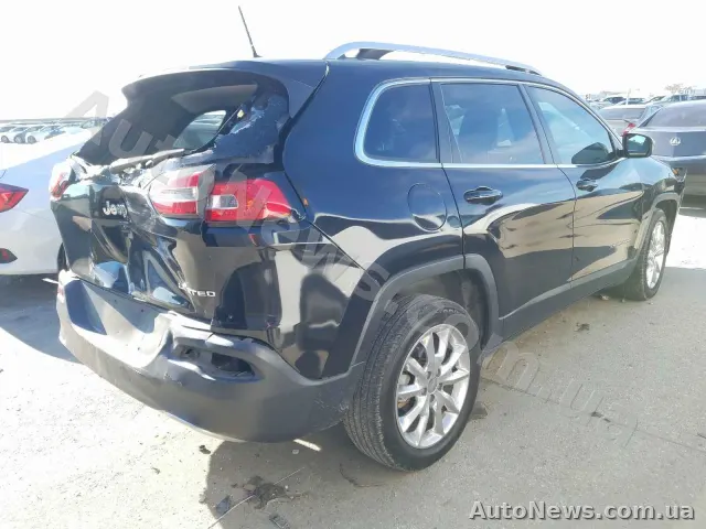 2016 Jeep Cherokee — zdjęcie 4 (copart)
