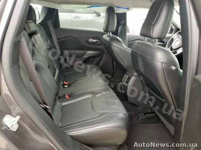 2020 Jeep Grand Cher — photo 11 (copart)