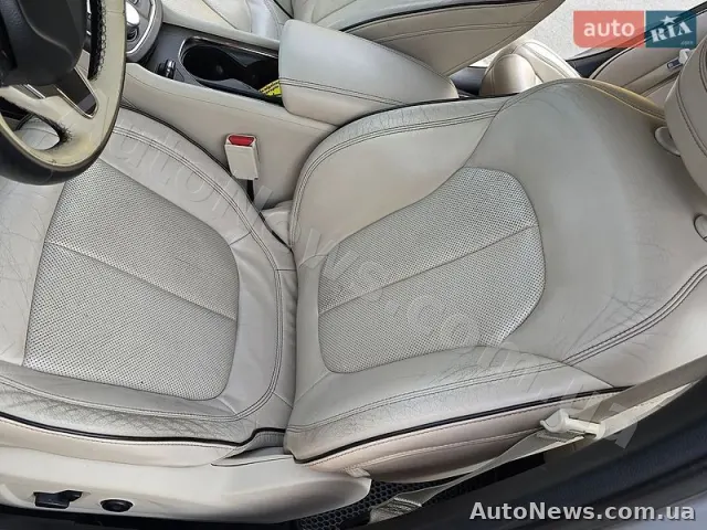 2014 Chrysler 200 — photo 22 (autoria)