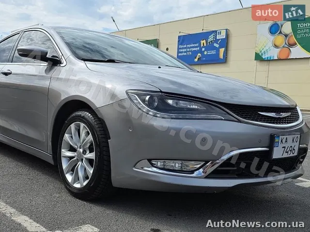 2014 Chrysler 200 — photo 3 (autoria)