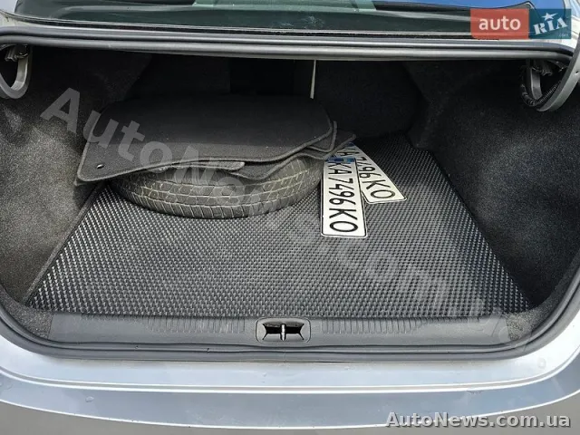 2014 Chrysler 200 — photo 33 (autoria)