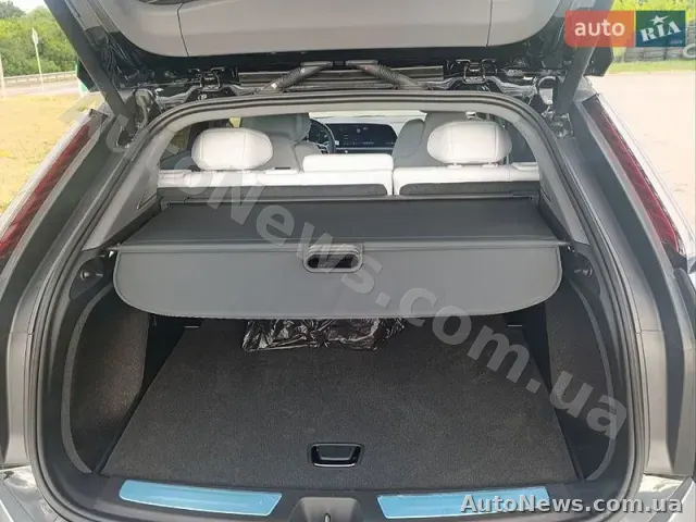 2025 Cadillac Optiq, VIN 3GYK3DMR2SS263371 — фото 15 (autoria)