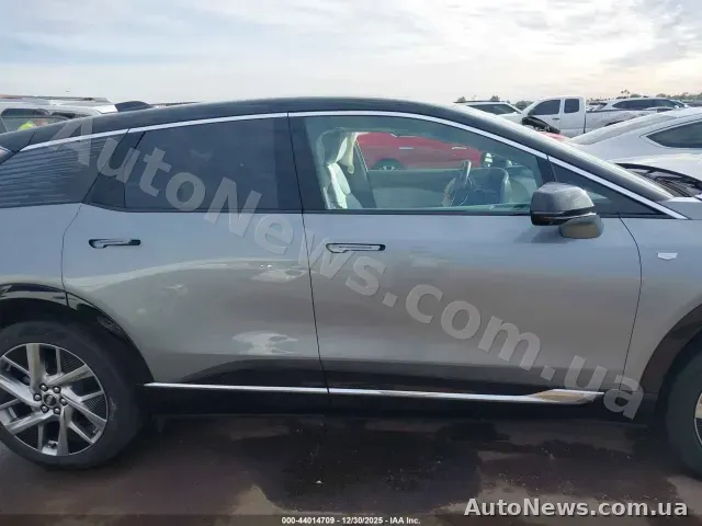 2025 Cadillac Optiq, VIN 3GYK3DMR2SS263371 — фото 14 (iaai)
