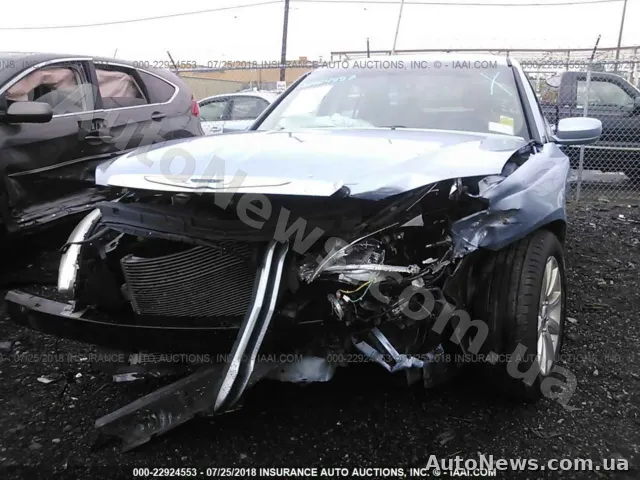 2014 Chrysler 200 — photo 6 (iaai)