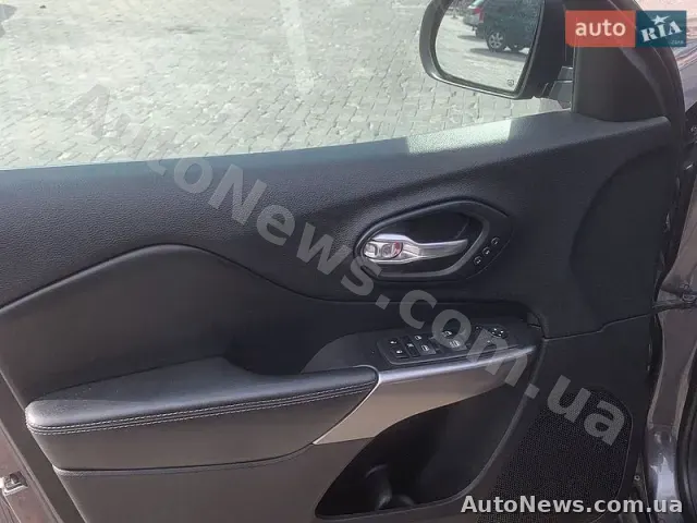 2020 Jeep Cherokee, VIN 1C4PJLDB5LD610367, nr rej. ВО4313НА — zdjęcie 23 (autoria)