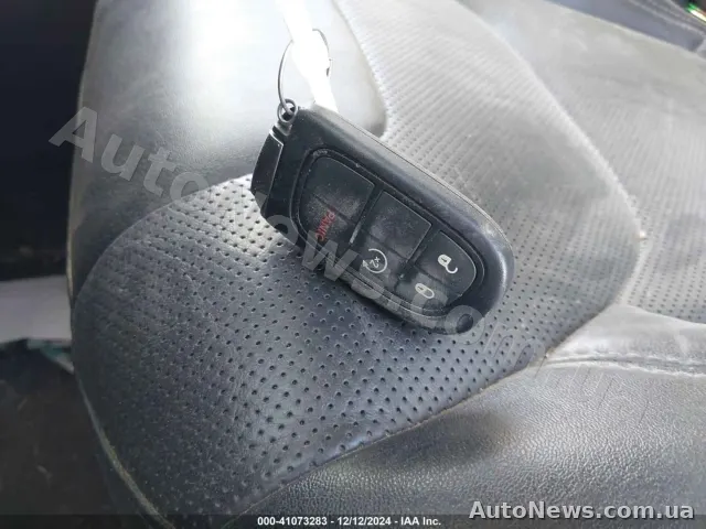 2022 Jeep Cherokee, VIN 1C4PJLMX6ND535323 — photo 11 (iaai)