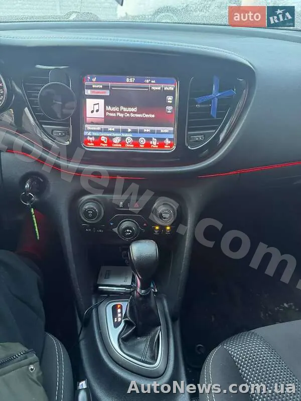 2016 Dodge Dart — photo 9 (autoria)