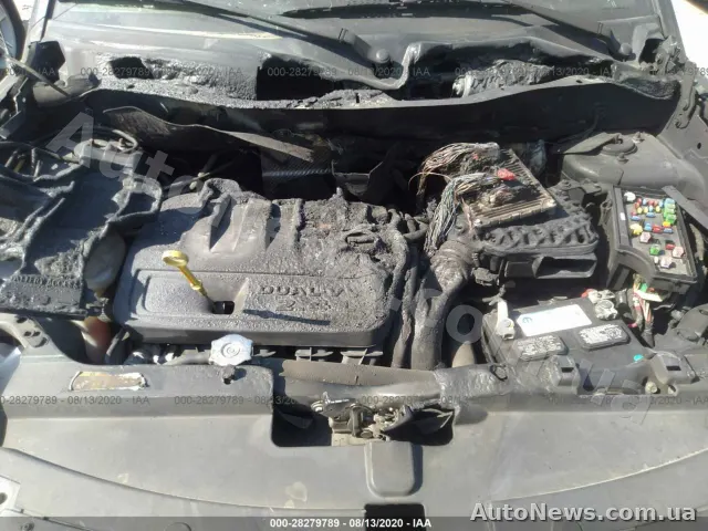 2014 Jeep Compass — photo 10 (iaai)