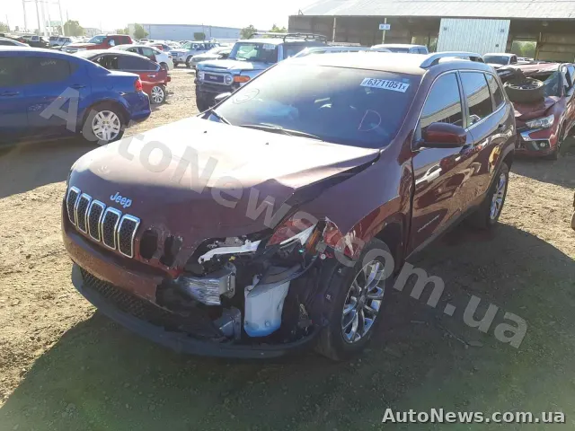 2018 Jeep Cherokee, VIN 1C4PJLLX0KD131771, nr rej. АН8758РА — zdjęcie 2 (copart)