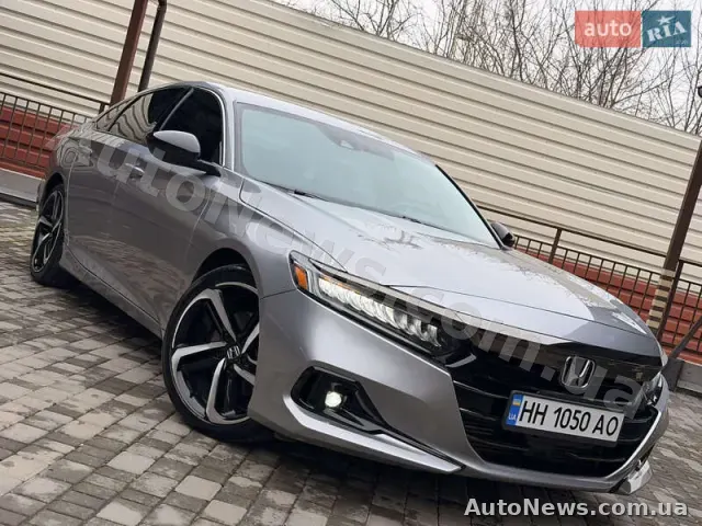 2021 Honda Accord, VIN 1HGCV1F3XMA052534, nr rej. КІ0102АР — zdjęcie 1 (autoria)