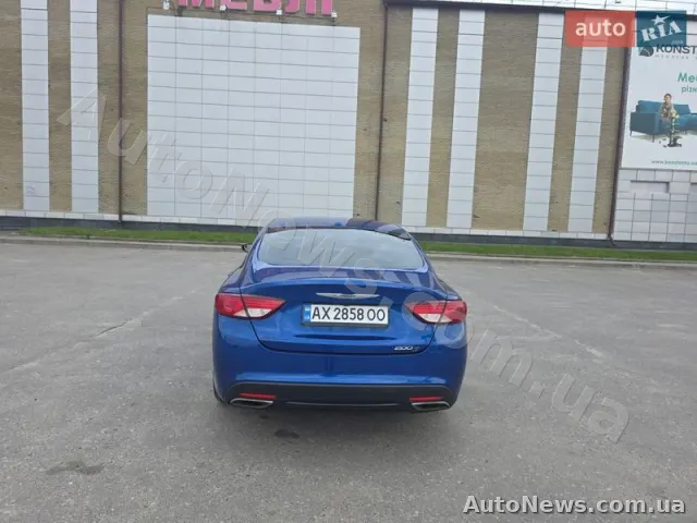 2015 Chrysler 200 — zdjęcie 2 (autoria)