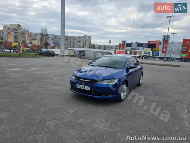 2015 Chrysler 200 — zdjęcie 21 (autoria)