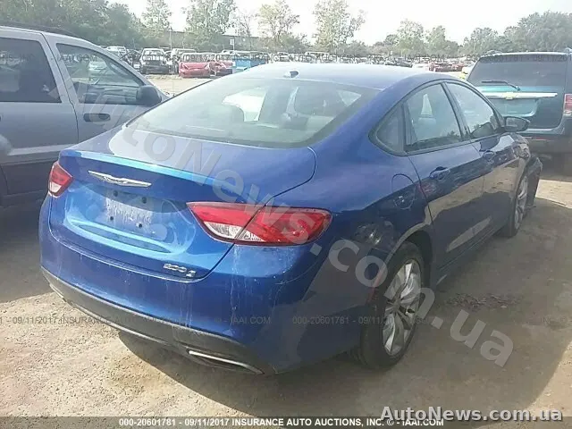 2015 Chrysler 200 — zdjęcie 4 (iaai)