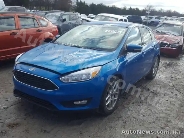 2015 Ford Focus, VIN 1FADP3K22FL360638, nr rej. АЕ3923РН — zdjęcie 2 (copart)