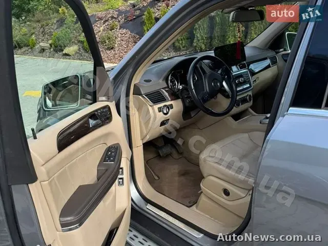 2014 Mercedes-Benz GL-Class, VIN 4JGDF2EE8EA415094, plate СЕ8030ЕХ — photo 13 (autoria)