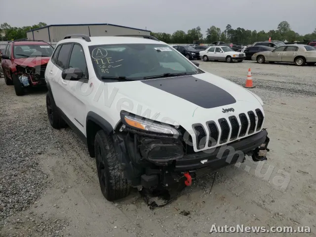 2016 Jeep Cherokee, VIN 1C4PJMBS1HW583074, nr rej. АТ5240НЕ — zdjęcie 1 (copart)