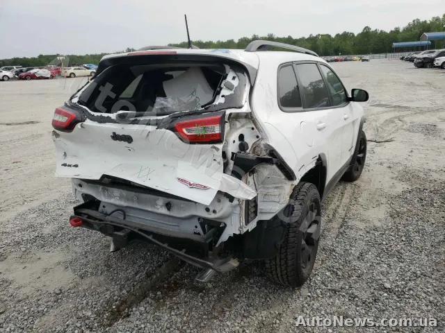 2016 Jeep Cherokee, VIN 1C4PJMBS1HW583074, nr rej. АТ5240НЕ — zdjęcie 4 (copart)