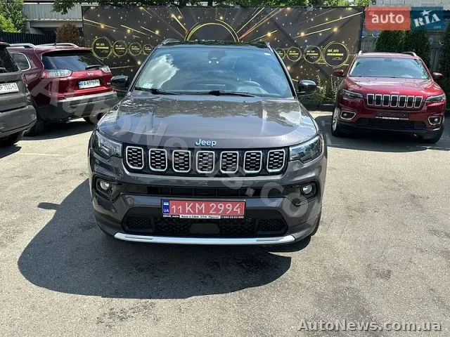 2024 Jeep Compass, VIN 3C4NJDCN3RT164831 — photo 3 (autoria)