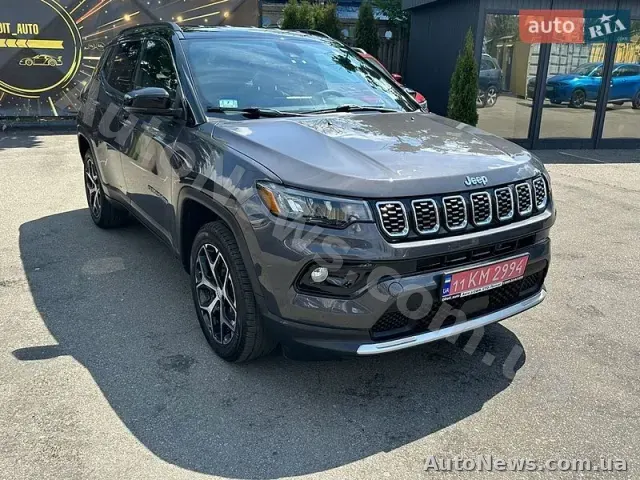 2024 Jeep Compass, VIN 3C4NJDCN3RT164831 — photo 4 (autoria)