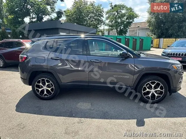 2024 Jeep Compass, VIN 3C4NJDCN3RT164831 — photo 6 (autoria)