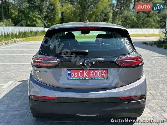 2023 Chevrolet Bolt, VIN 1G1FW6S06P4140431 — zdjęcie 5 (autoria)
