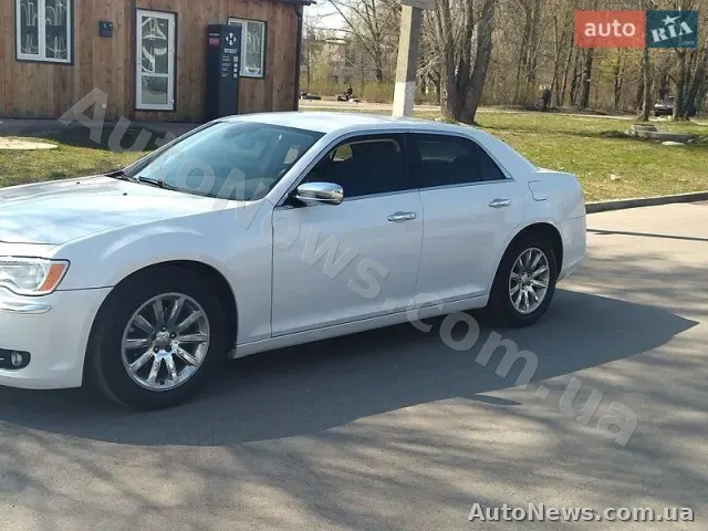 2013 Chrysler 300C, VIN 2C3CCAEG4EH193888, госномер СВ5173ЕЕ — фото 23 (autoria)