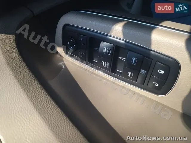 2013 Chrysler 300C, VIN 2C3CCAEG4EH193888, госномер СВ5173ЕЕ — фото 35 (autoria)