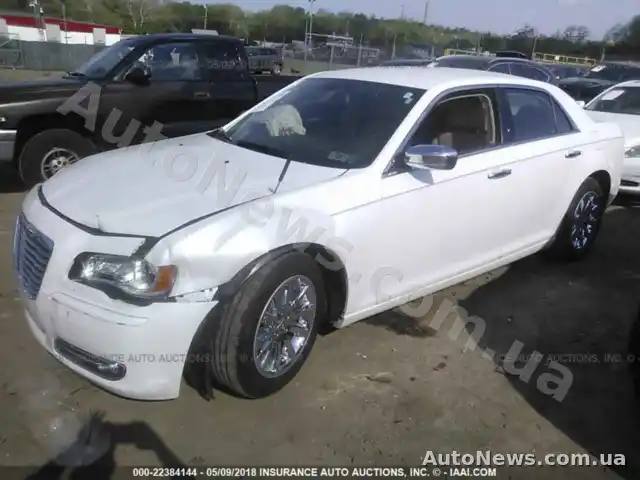 2013 Chrysler 300C, VIN 2C3CCAEG4EH193888, plate СВ5173ЕЕ — photo 2 (iaai)