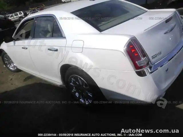 2013 Chrysler 300C, VIN 2C3CCAEG4EH193888, plate СВ5173ЕЕ — photo 3 (iaai)