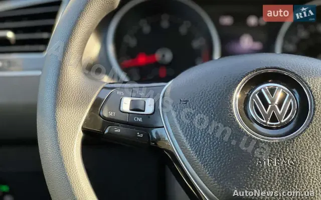 2017 Volkswagen Tiguan, VIN 3VV1B7AX7JM092033, госномер ВС8961ХА — фото 12 (autoria)
