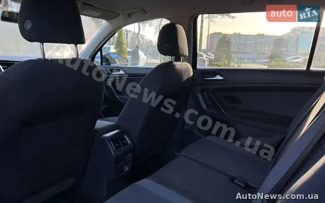 2017 Volkswagen Tiguan, VIN 3VV1B7AX7JM092033, госномер ВС8961ХА — фото 21 (autoria)