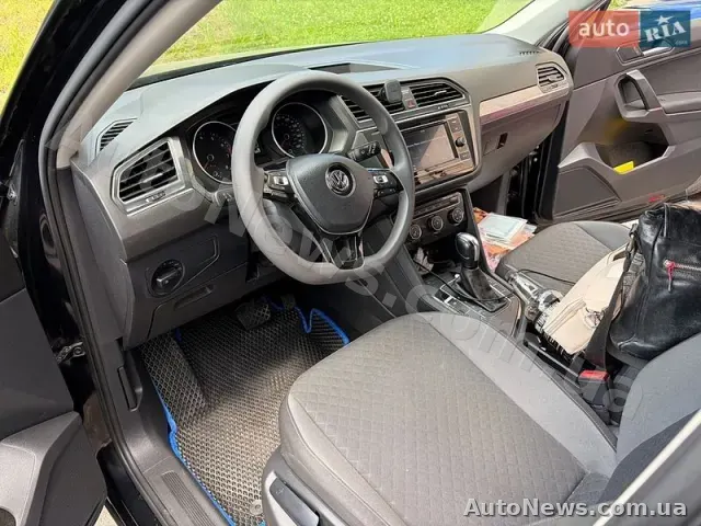 2017 Volkswagen Tiguan, VIN 3VV1B7AX7JM092033, госномер ВС8961ХА — фото 28 (autoria)